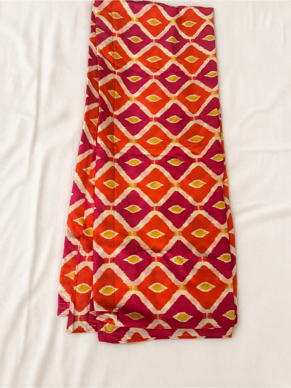 Tory Burch 100% cotton Vibrant Pink & Orange Printed Women's cotton scarf / rap